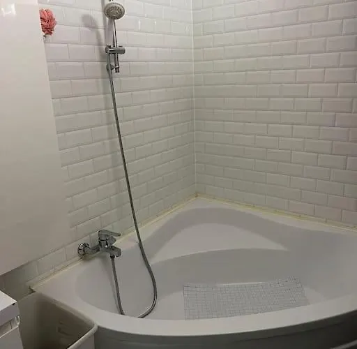 Double Privee, Partage Apartment *